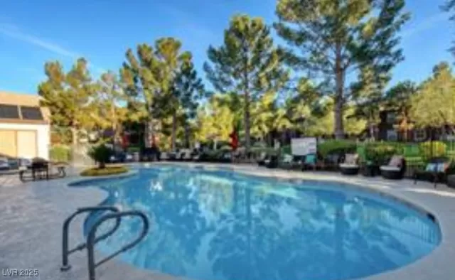 MLS: 2643984 Condo For Sale