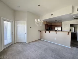 Photo #5: 2644049 Listing 
