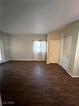 Photo #3: 2644084 Listing