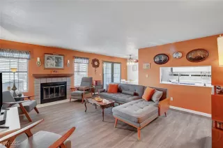 Photo #1: 2644111 Listing