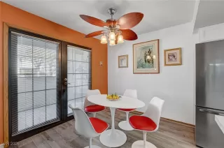 Photo #5: 2644111 Listing