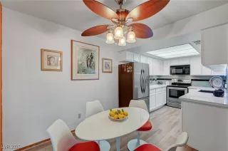 Photo #6: 2644111 Listing