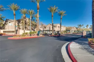 Photo #3: 2644126 Listing 