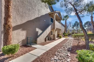 Photo #4: 2644126 Listing 