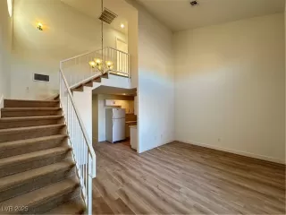 Photo #3: 2644148 Listing 