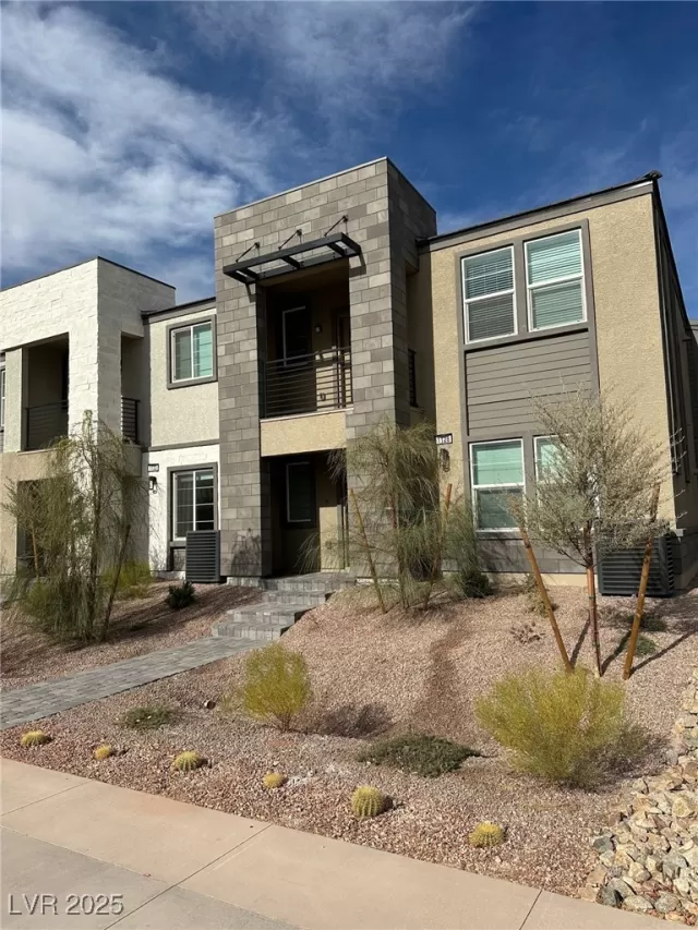 MLS: 2644171 Condo For Sale