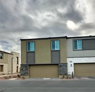 Photo #1: 2644171 Listing 