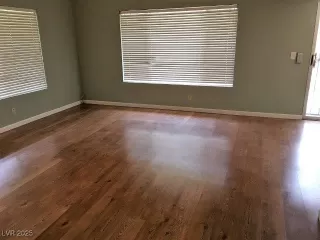 Photo #5: 2644172 Listing