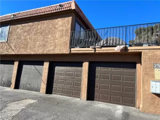 Photo #1: 2644244 Listing