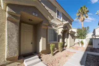 Photo #1: 2644298 Listing 