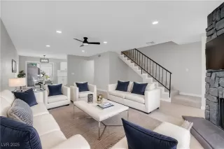 Photo #2: 2644302 Listing