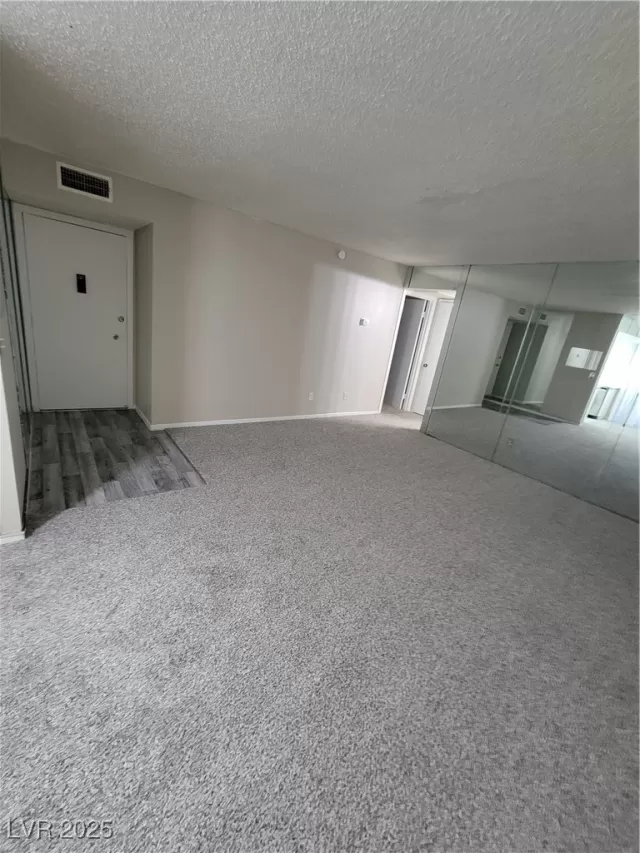 MLS: 2644318 Condo For Sale