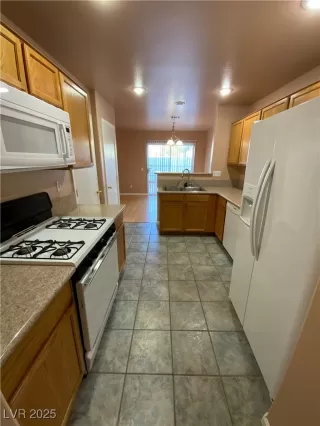 Photo #5: 2644358 Listing 