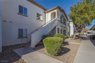 Photo #2: 2644363 Listing