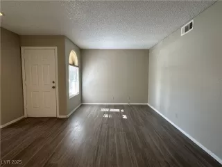 Photo #2: 2644367 Listing 