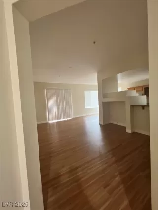 Photo #1: 2644392 Listing 