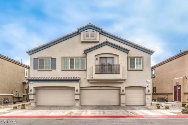 MLS: 2644541 Condo For Sale