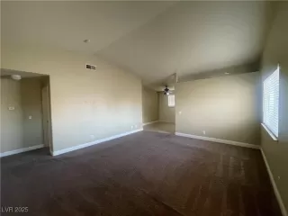 Photo #2: 2644582 Listing 