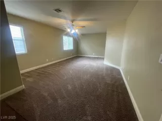 Photo #6: 2644582 Listing 