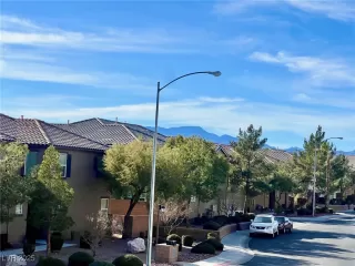 Photo #2: 2644583 Listing