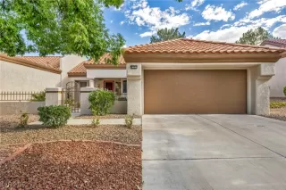 Photo #1: 2644620 Listing 