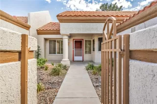 Photo #2: 2644620 Listing 