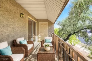 Photo #4: 2644626 Listing