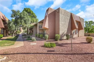 Photo #5: 2644626 Listing