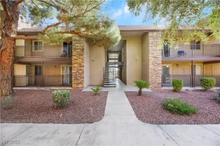 Photo #6: 2644626 Listing