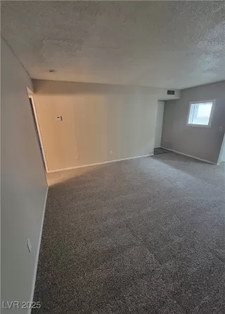 Photo #5: 2644632 Listing 