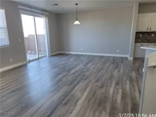 Photo #2: 2644689 Listing 