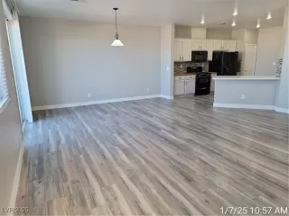 Photo #3: 2644689 Listing 