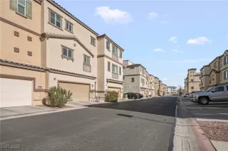 Photo #2: 2644706 Listing 