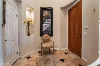 Photo #5: 2644719 Listing