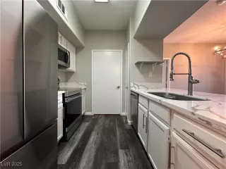 Photo #2: 2644780 Listing 