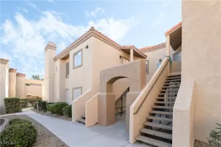 Photo #1: 2644783 Listing 