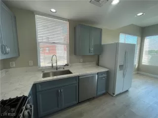 Photo #3: 2644795 Listing 