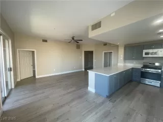 Photo #4: 2644795 Listing 