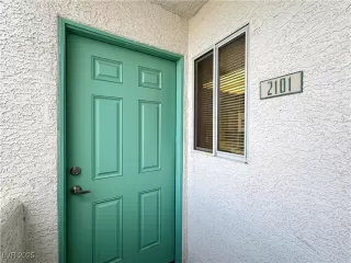 Photo #3: 2644820 Listing 