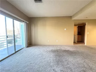 Photo #6: 2644820 Listing 