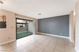 Photo #2: 2644845 Listing