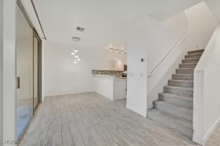 Photo #5: 2644859 Listing 