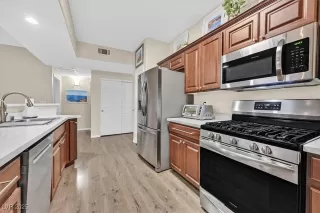 Photo #5: 2644892 Listing 