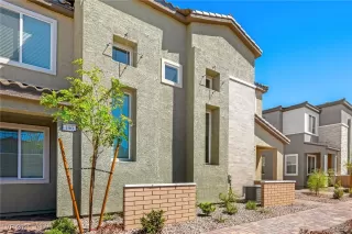 Photo #2: 2644893 Listing 