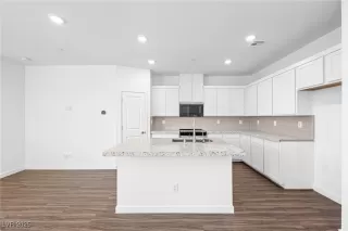 Photo #5: 2644893 Listing 