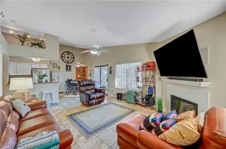 Photo #1: 2644896 Listing