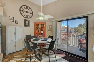 Photo #5: 2644896 Listing