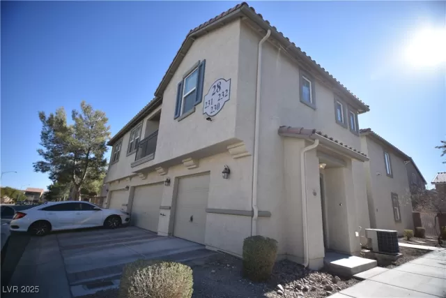 MLS: 2644899 Condo For Sale