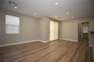 Photo #2: 2644899 Listing 
