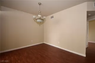 Photo #3: 2644912 Listing 